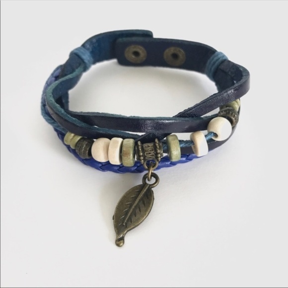 centsible_wear Jewelry - Boho Chic Blue Feather Charm Bracelet